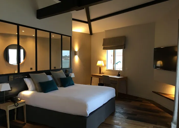 Hotel De La Plage - Saint Jean De Luz